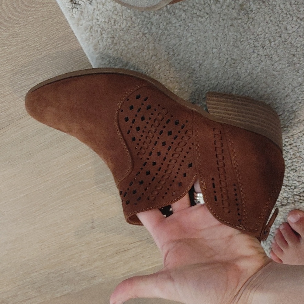 Booties - Picture 3 of 4